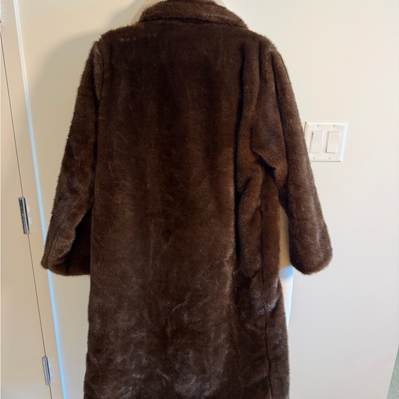 Elegant Brown Teddy Jacket - Picture 3 of 4